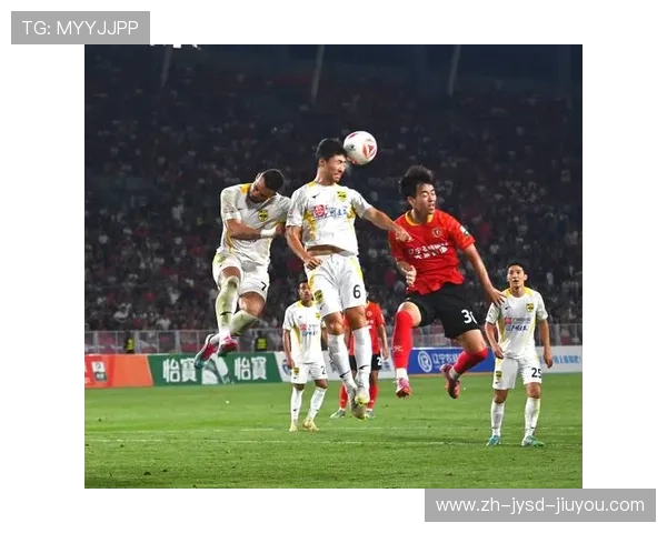 足球比赛中的战术多样性与全场控制